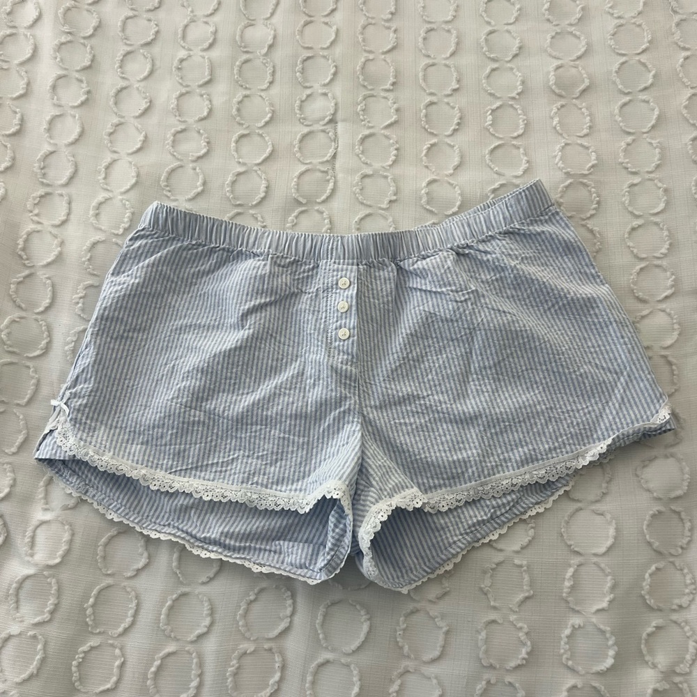 Brandy Melville shorts